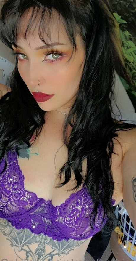 raeofgothiccsunshine onlyfans xx