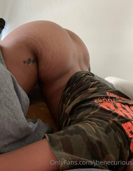 jhenecurious feet onlyfans