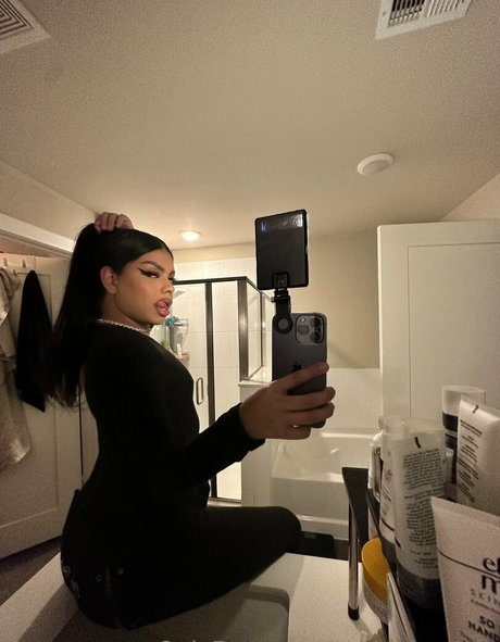 urplaybunnyy onlyfans naked pics