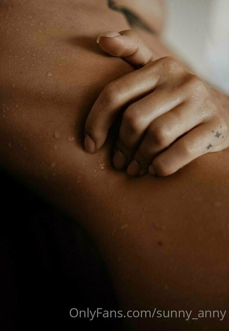 sunny anny Profile pic