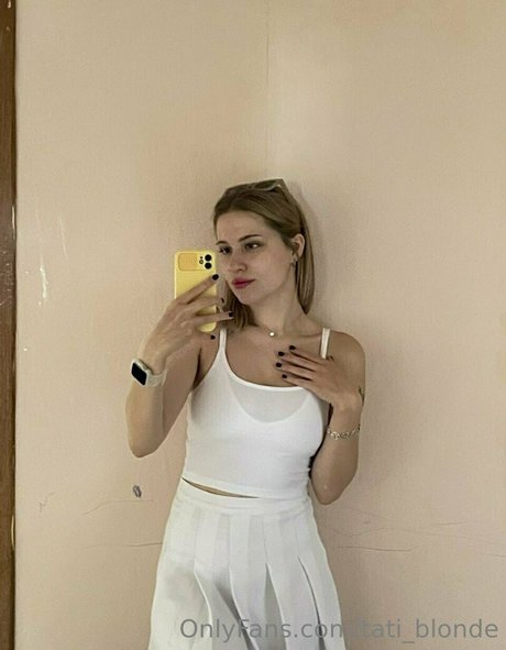 tati blonde onlyfans ass