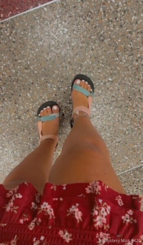 mysterymiss0420 new onlyfans leaks