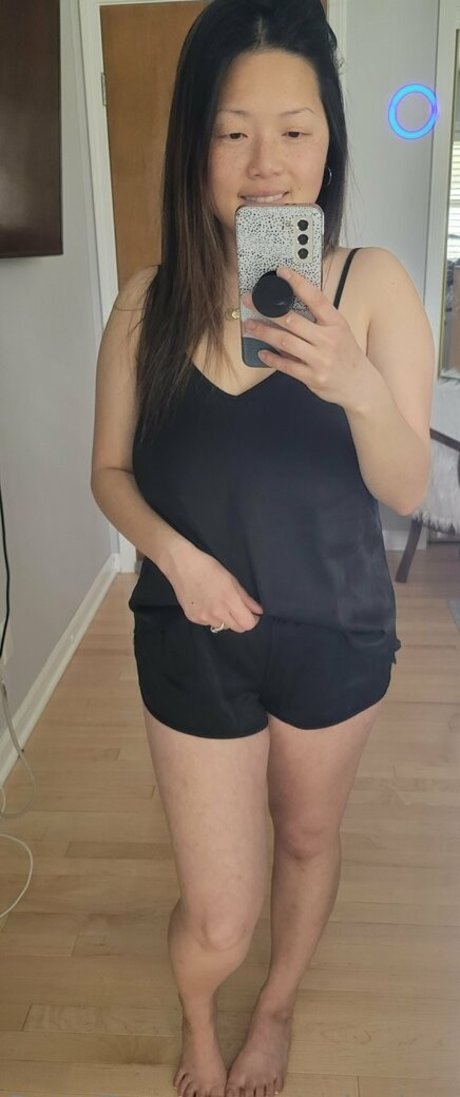 missjeeyungfree onlyfans naked