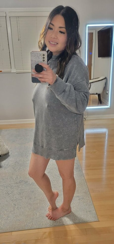 missjeeyungfree onlyfans picture