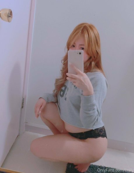 Lindychii onlyfans sexy