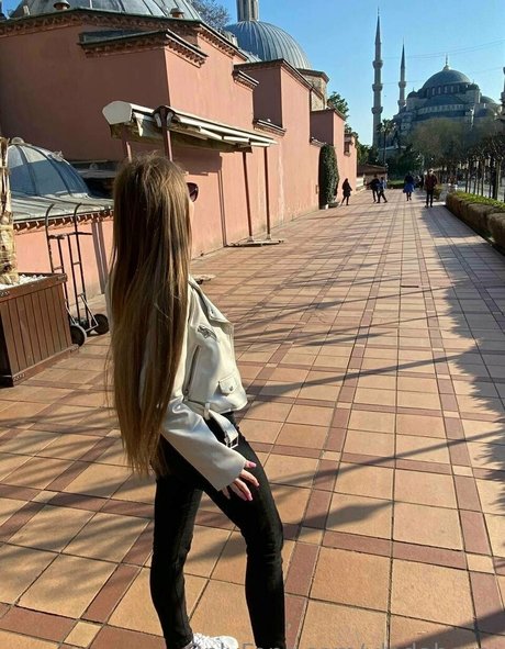 vladaberry onlyfans sextape