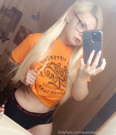queenbeeautiful2021 onlyfans fuck