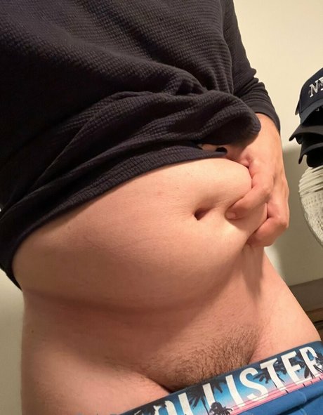 used to have abs onlyfans creator