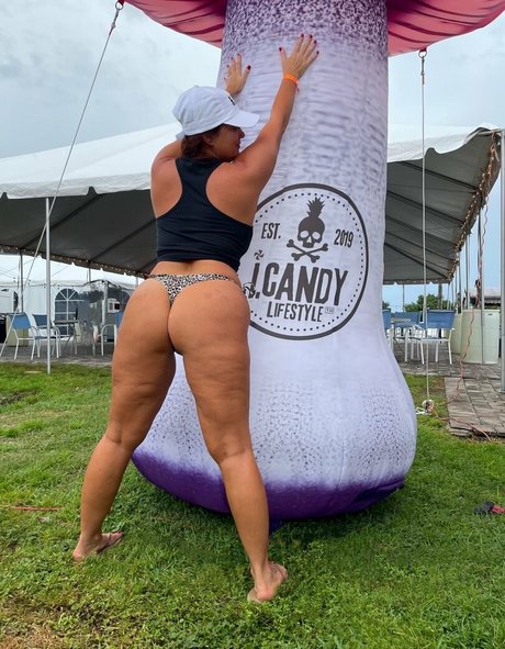 swingerellefree leaks only fans