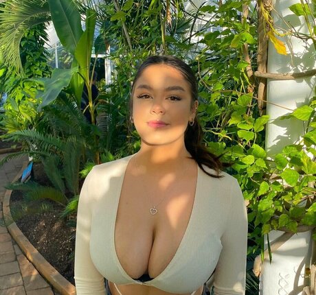 Shania Hawkins onlyfans leak sex