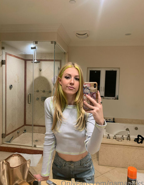 namanicks onlyfans nude