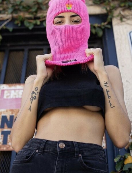 dela roo naked on onlyfans