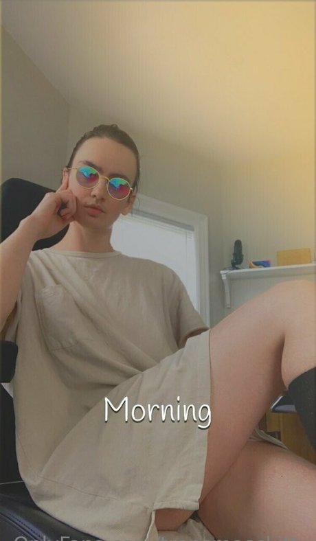 transmasckitty onlyfans images