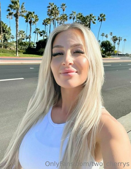 andi avalon onlyfans nude leaks