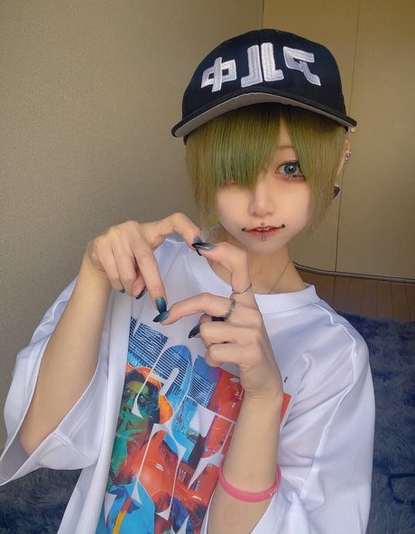 Mokumoku Free_ onlyfans pic