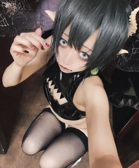 Mokumoku Free_ nude only fans