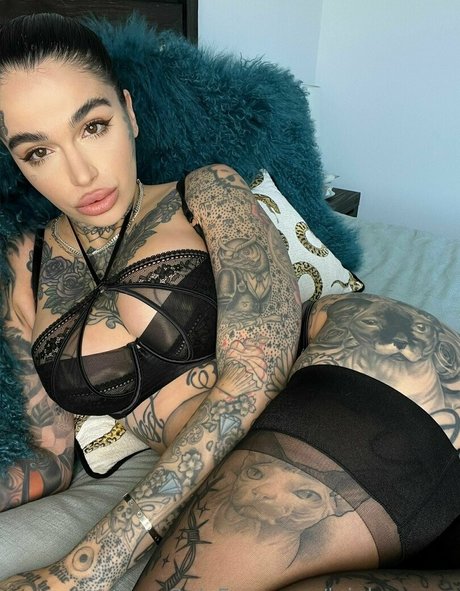 leighravenx onlyfans leaks xxx