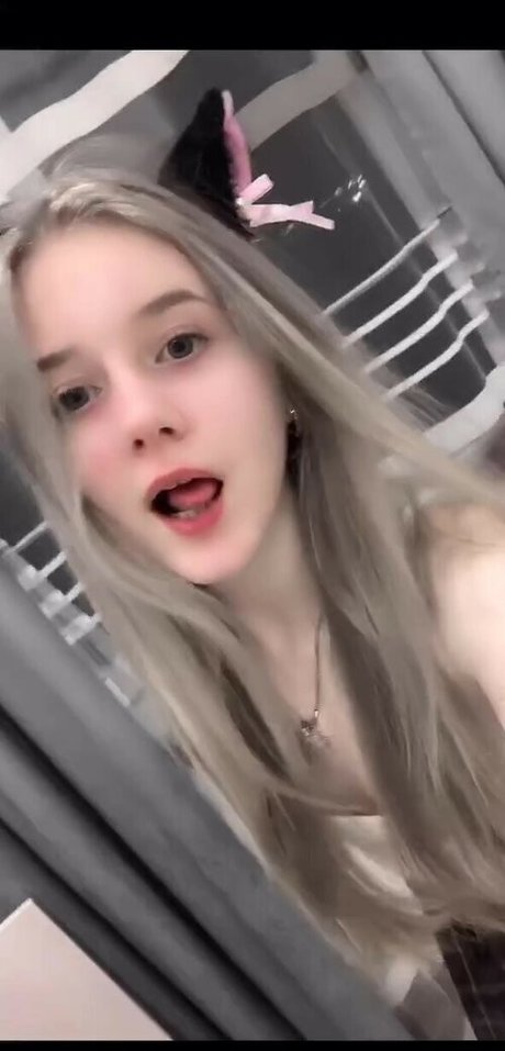 Xzwwass onlyfans tits