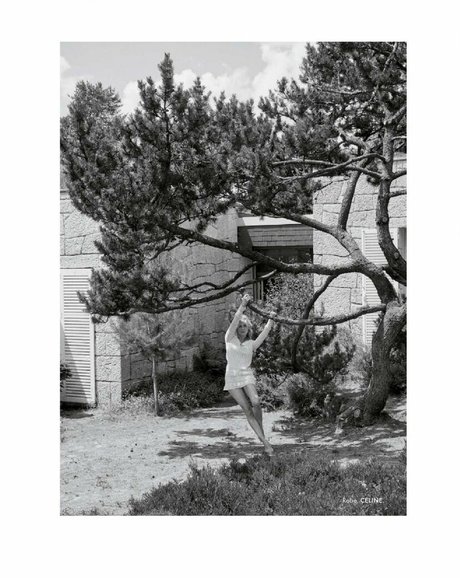 Diane Kruger Profile pic