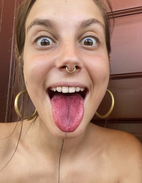 Kali Gayatri onlyfans topless