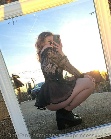 gangstaxxprincessxx420 nude onlyfans leaks