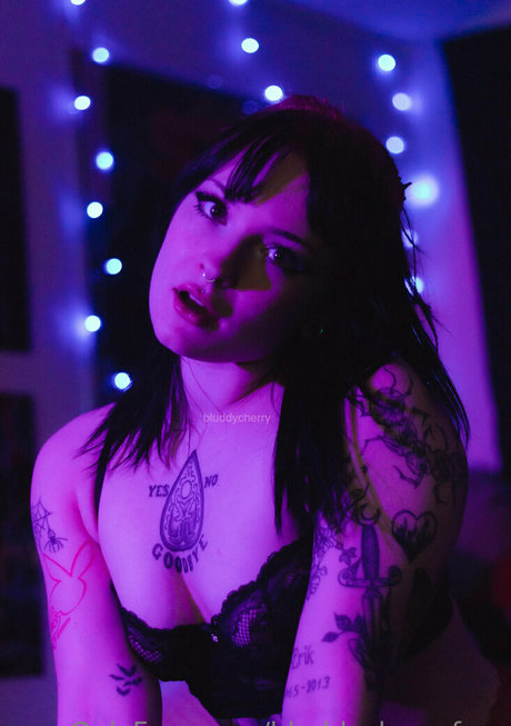 bluddycherryfree nude on onlyfans