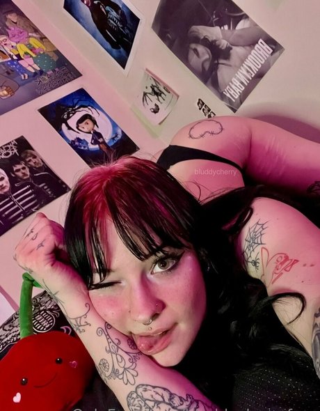 bluddycherryfree nude onlyfans porn