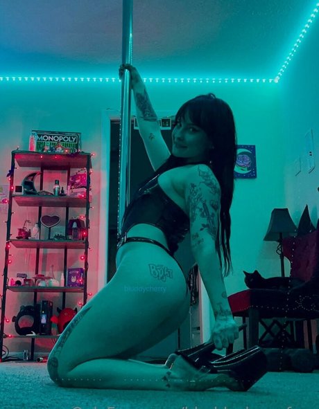 bluddycherryfree only fans review