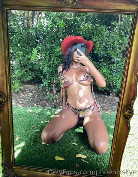 petite skinny onlyfans hd glimpse