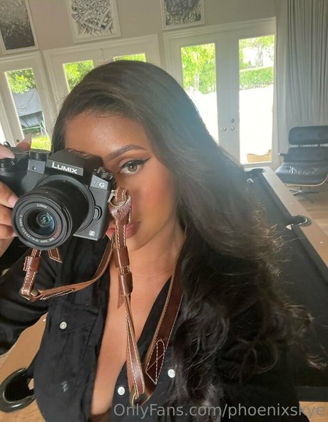 phoenixskye onlyfans content leaked