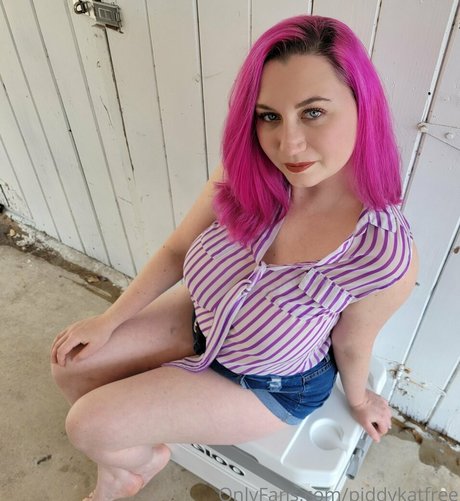 piddykatfree leak only fans