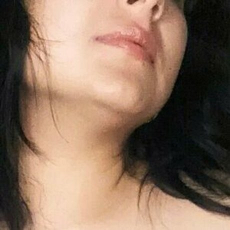 queenathalia onlyfans free