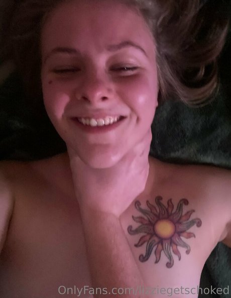 lizziegetschoked only fans.