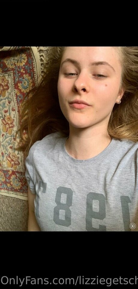 lizziegetschoked onlyfans page