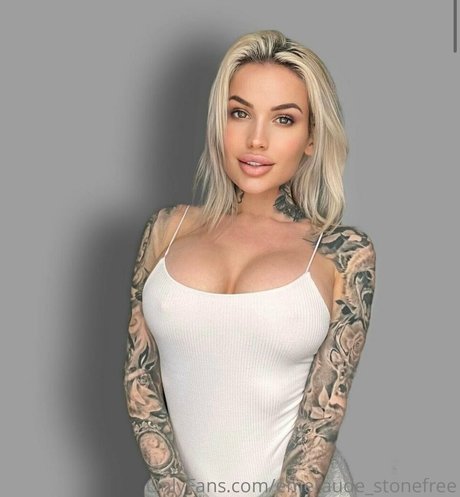 emeraude stonefree onlyfans leak