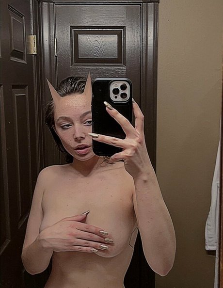 elenasainte onlyfans nudes porn