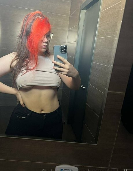 creamy kelly onlyfans nude photos