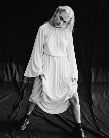 Phoebe Bridgers onlyfans