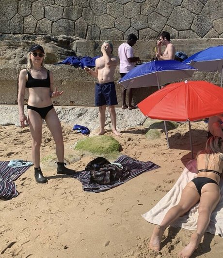 Phoebe Bridgers leaks only fans