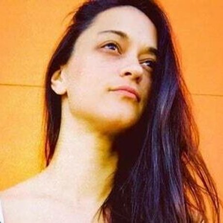 Sara Tomko sexy onlyfans