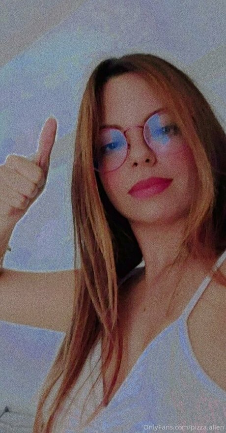 Pizza alien nude only fans