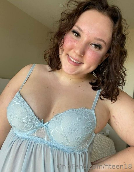 ginger midget onlyfans nude exposure