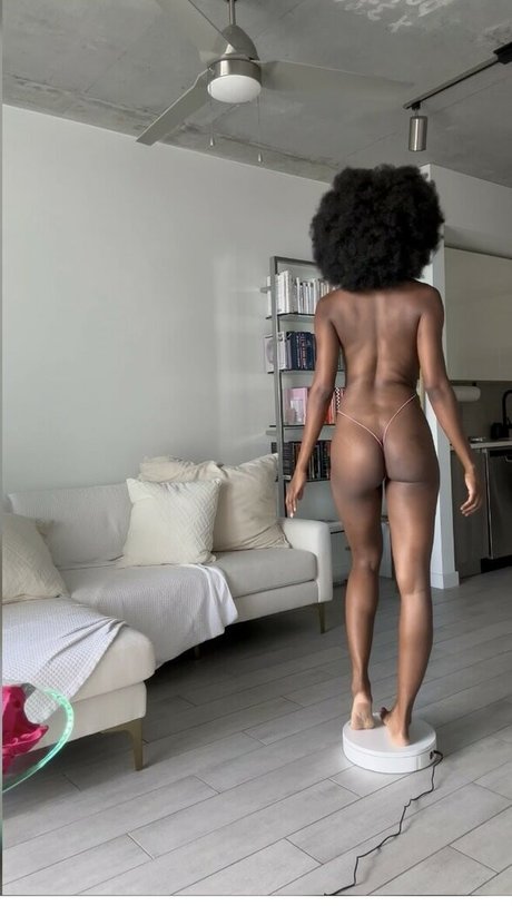 Hello Bombshell onlyfans naked pics