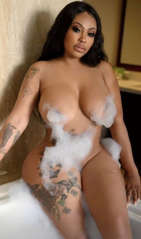 LaceyDuvalle onlyfans nude tits