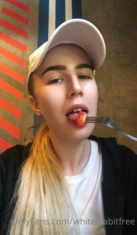 whiterrabitfree onlyfans leaked sex