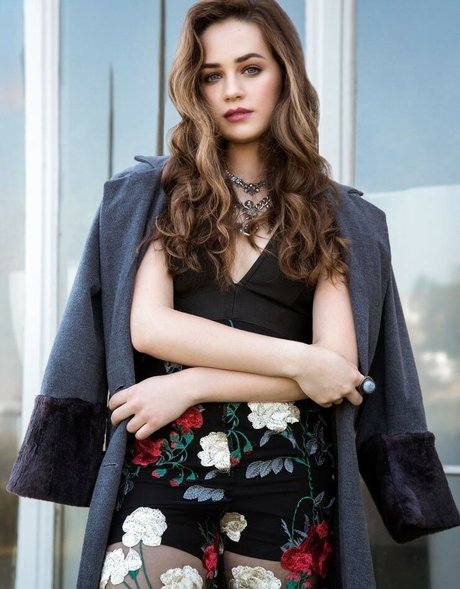 Mary Mouser leak onlyfans