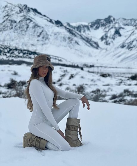 car onlyfans hot sexy visual