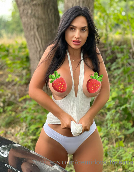 Demidova Helenka onlyfans leak