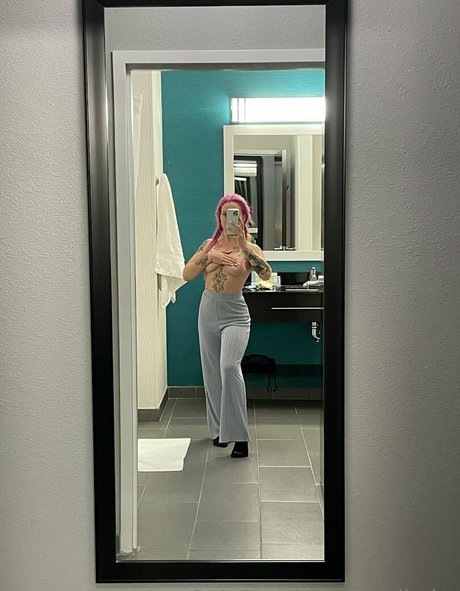 Layni Baby tits onlyfans