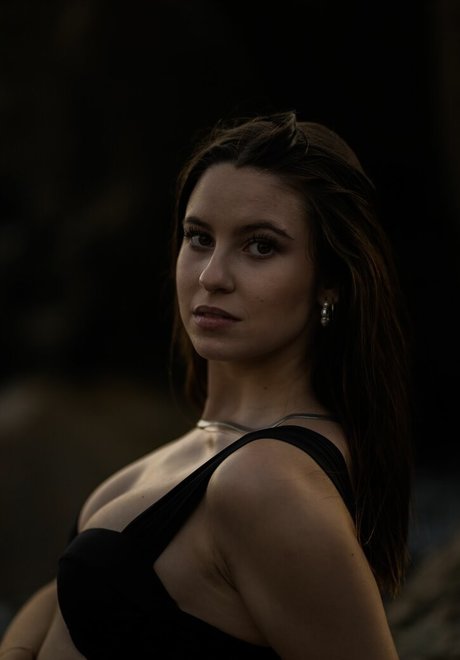 milf young onlyfans hot sex image